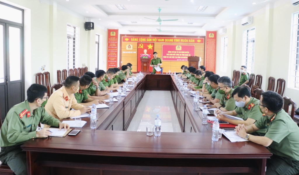 Toàn cảnh buổi làm việc