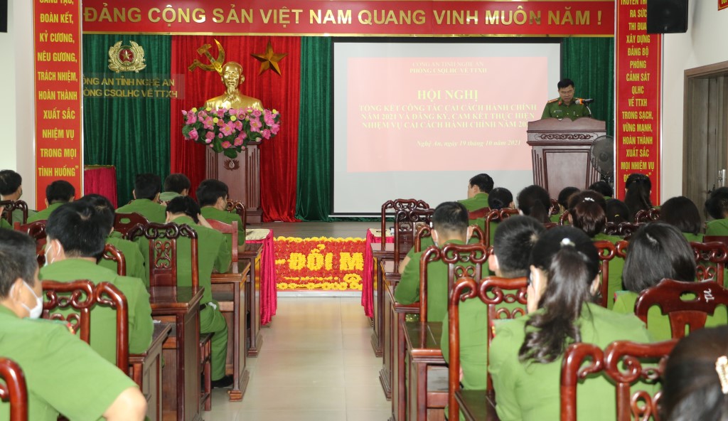 Toàn cảnh hội nghị 