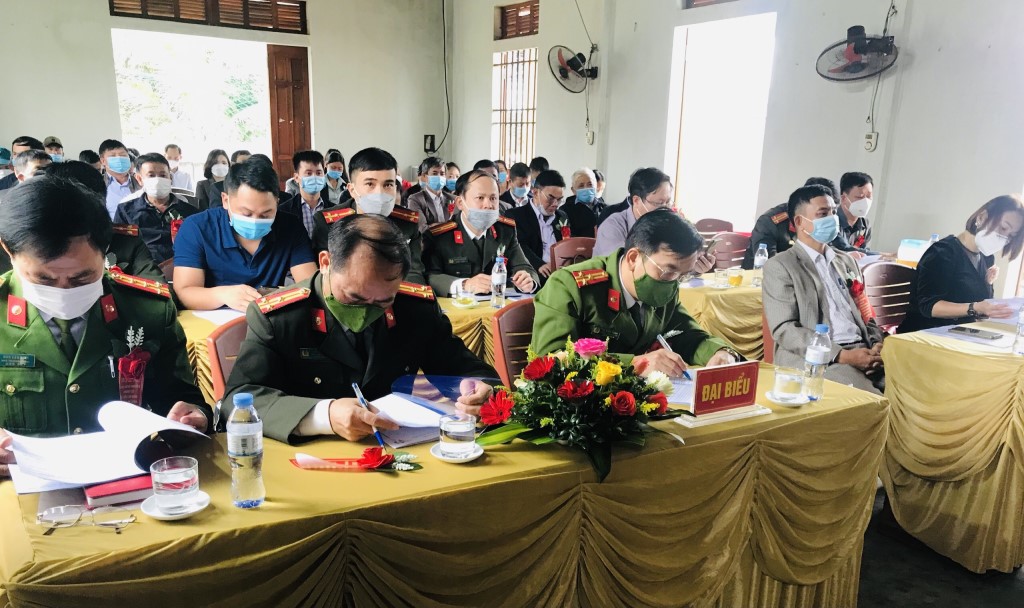 Các đại biểu tham dự buổi lễ 