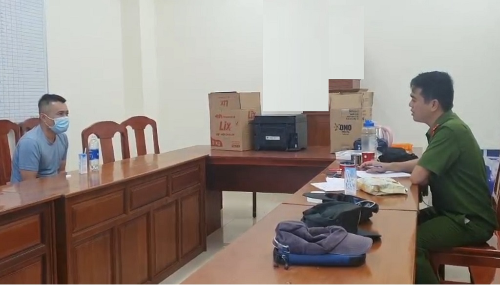 Lấy lời khai đối tượng Nguyễn Sỹ Dũng