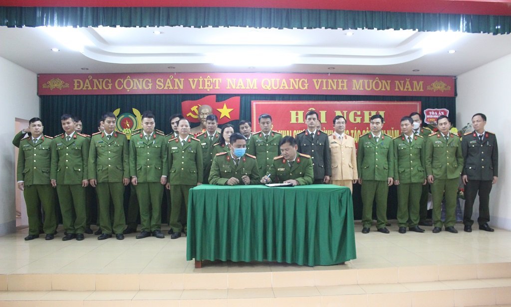 Ký kết giao ước thi đua “Vì An ninh Tổ quốc” năm 2022