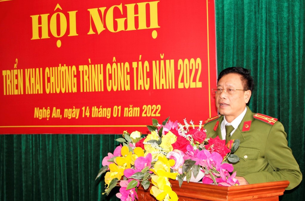 Đồng chí Thượng tá Trần Phúc Thịnh - Trưởng phòng Phòng Cảnh sát PCTP về môi trường phát động phong trào thi đua năm 2022