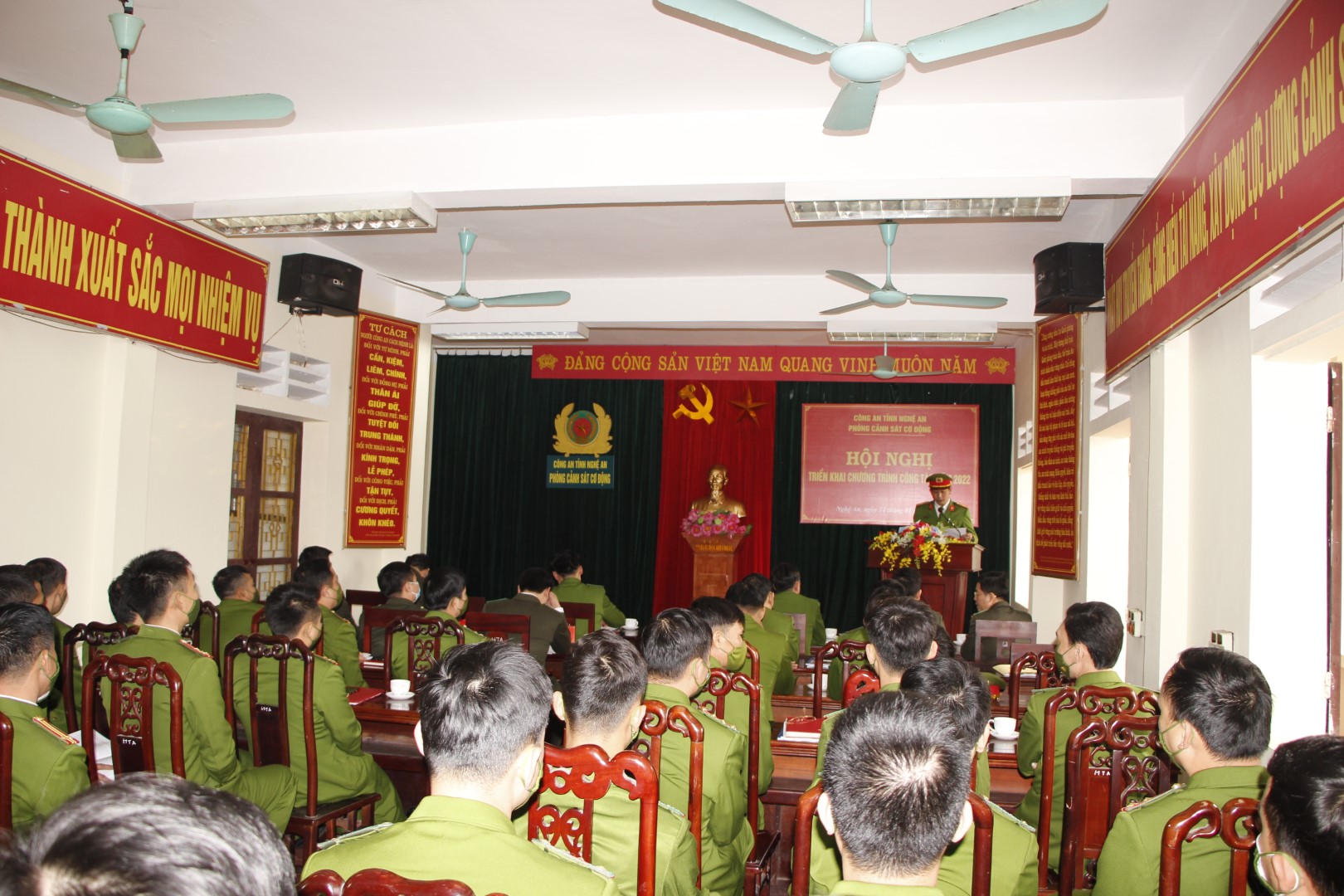 Toàn cảnh Hội nghị