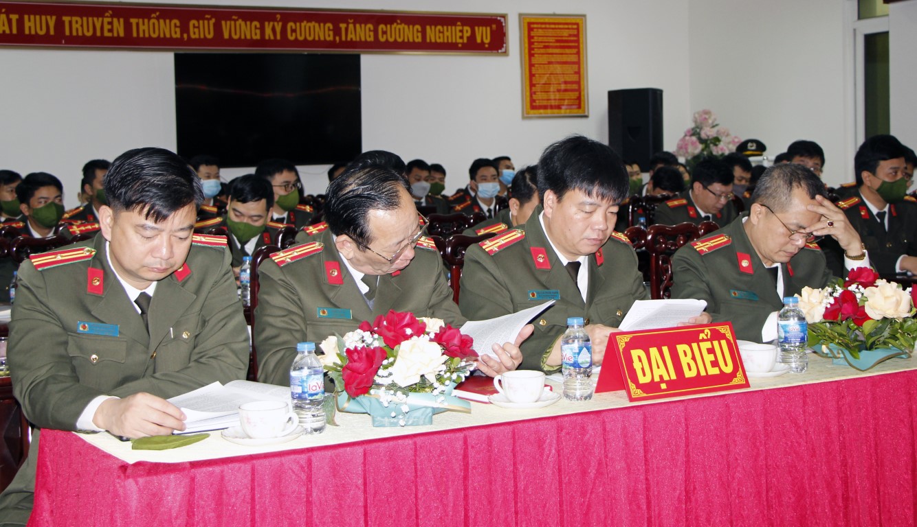 Các đại biểu dự Hội nghị
