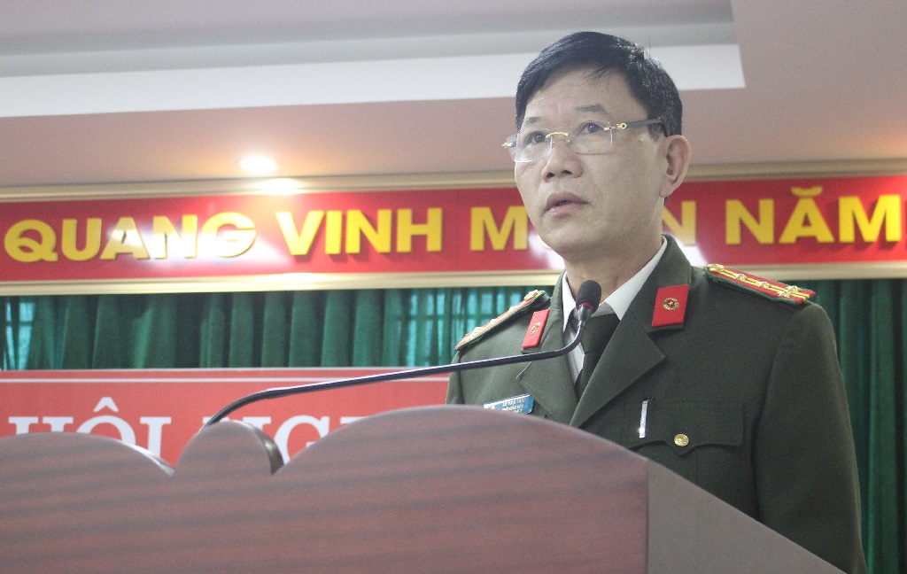 Đồng chí Đại tá Lê Văn Thái, Phó Giám đốc Công an tỉnh phát biểu chỉ đạo tại Hội nghị