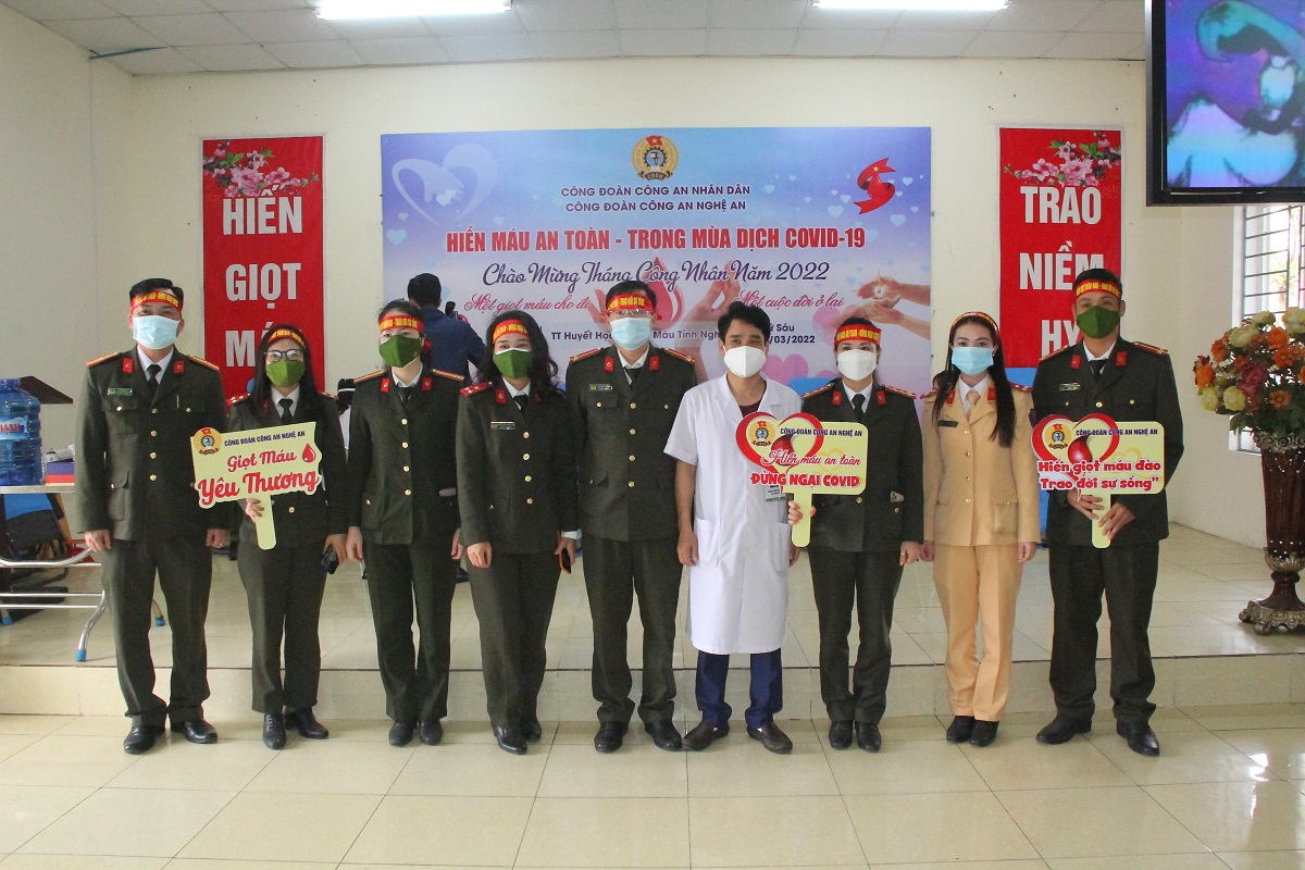 Chương trình hiến máu tình nguyện với chủ đề “Một giọt máu cho đi - Một cuộc đời ở lại”