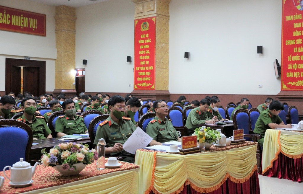 Các đại biểu tham dự Hội nghị