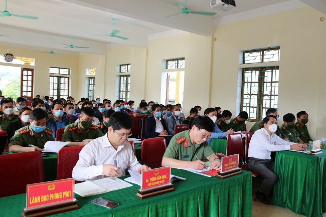Các đại biểu tham dự buổi lễ