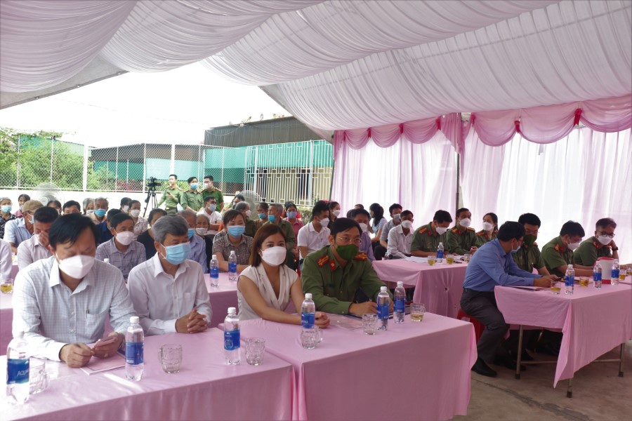 Các đại biểu tham dự hội nghị