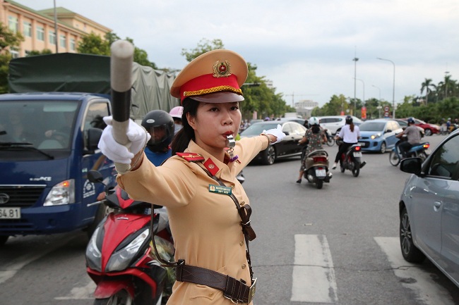 Có phương án điều tiết, hướng dẫn phương tiện lưu thông an toàn, thông suốt