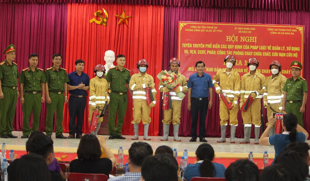 Ra mắt mô hình “Khu dân cư an toàn về Phòng cháy chữa cháy” tại xã Nghi Ân