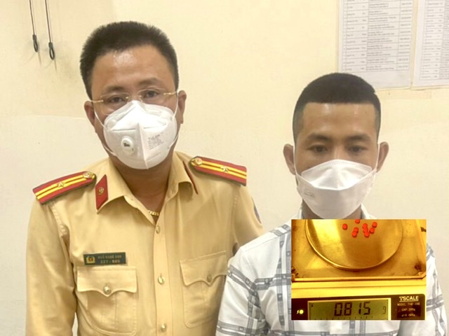 Đối tượng và tang vật tại cơ quan Công an 