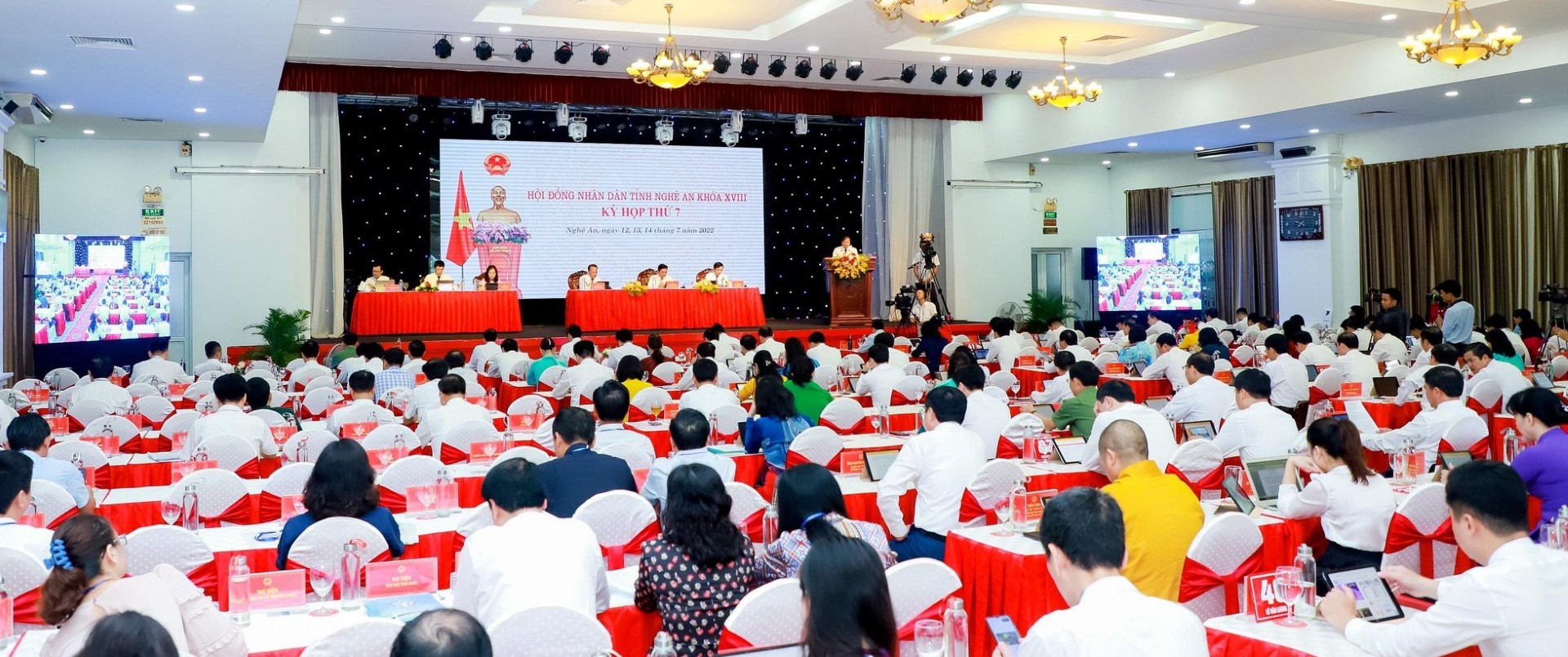 Toàn cảnh kỳ họp. Ảnh: Thành Duy