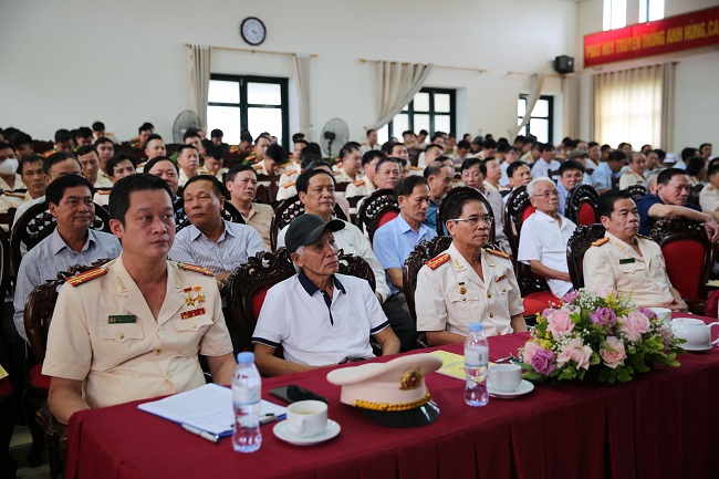 Các đại biểu tham dự buổi Lễ gặp mặt