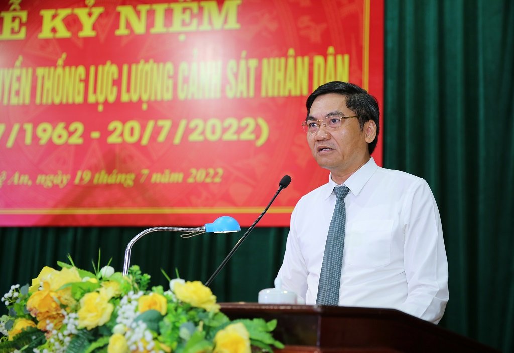 Đồng chí Hoàng Nghĩa Hiếu, Phó Bí thư Tỉnh uỷ Tỉnh ủy, Phó Chủ tịch UBND tỉnh phát biểu tại Lễ kỷ niệm