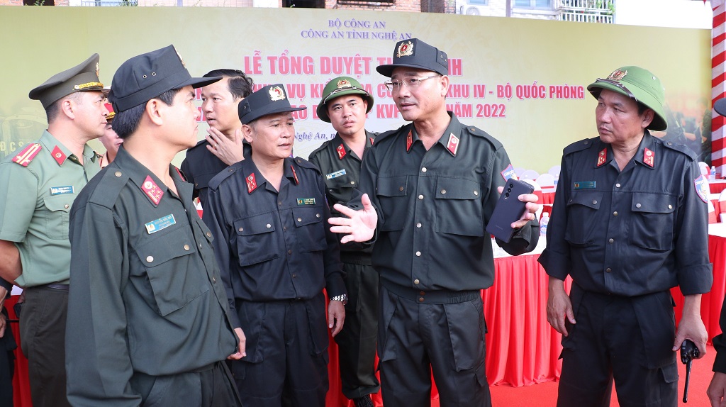Đồng chí Thiếu tướng Phạm Thế Tùng, Giám đốc Công an tỉnh chỉ đạo công tác diễn tập
