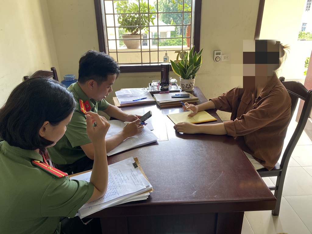 Công an huyện Anh Sơn làm việc với N.T.H.Q.