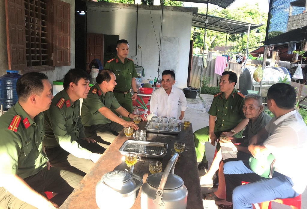 Phát huy vai trò người cao tuổi có uy tín, góp phần thực hiện Đề án Xây dựng “Xã biên giới sạch về ma tuý” tại xã Môn Sơn, huyện Con Cuông