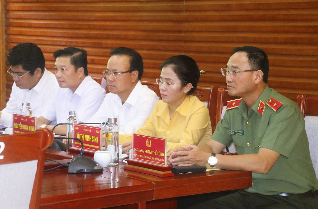 Các đại biểu tham dự Hội nghị