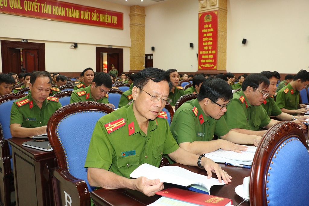 Các đại biểu tham dự Hội nghị