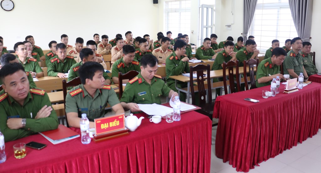 Hội nghị tập huấn với sự tham gia của 42 học viên