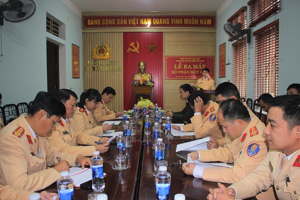 Toàn cảnh Lễ ra mắt Bộ phận một cửa tại Trạm Cảnh sát giao thông Diễn Châu (tuyến Quốc lộ 1A)