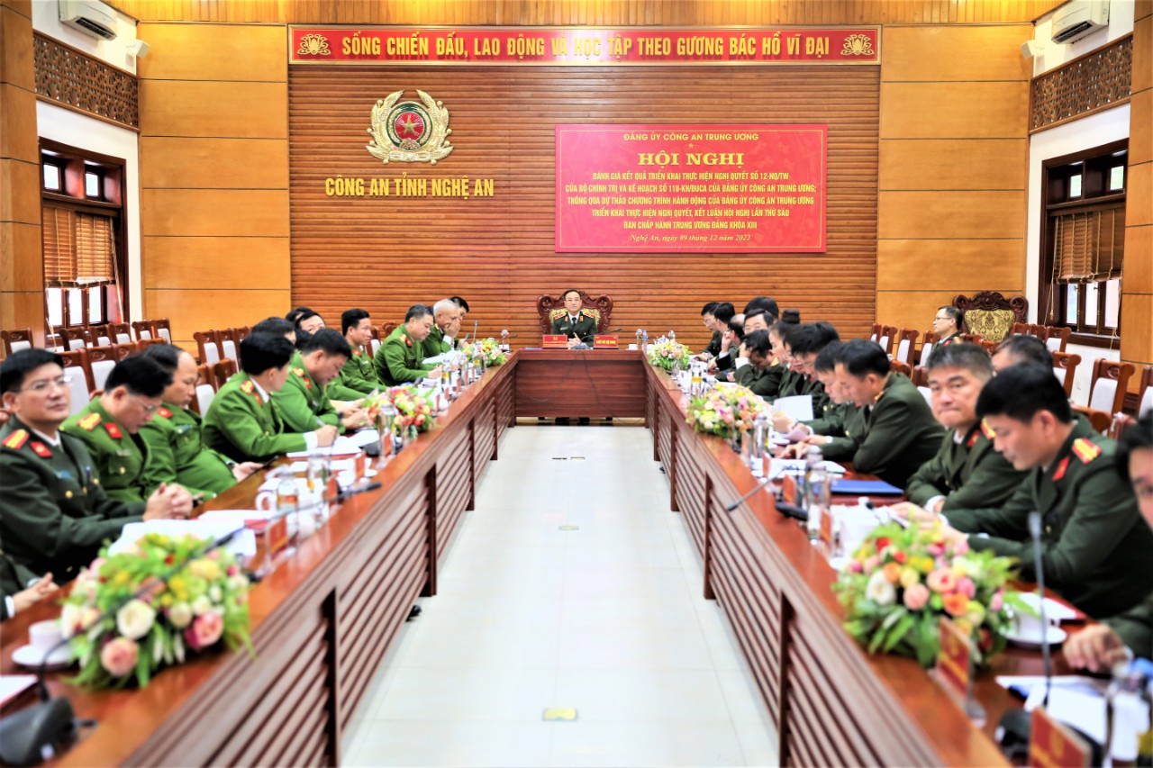 Tại điểm cầu Công an tỉnh Nghệ An