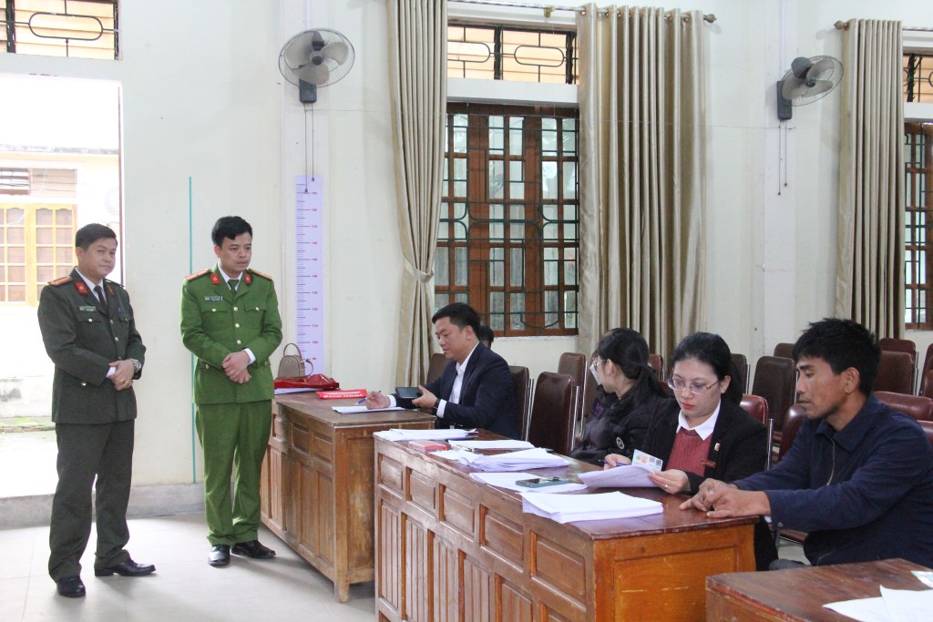 Huyện Thanh Chương cấp tài khoản an sinh xã hội cho các hộ nghèo, hộ cận nghèo