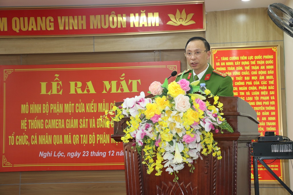 Lãnh đạo Công an huyện Nghi Lộc phát biểu tại Lễ ra mắt