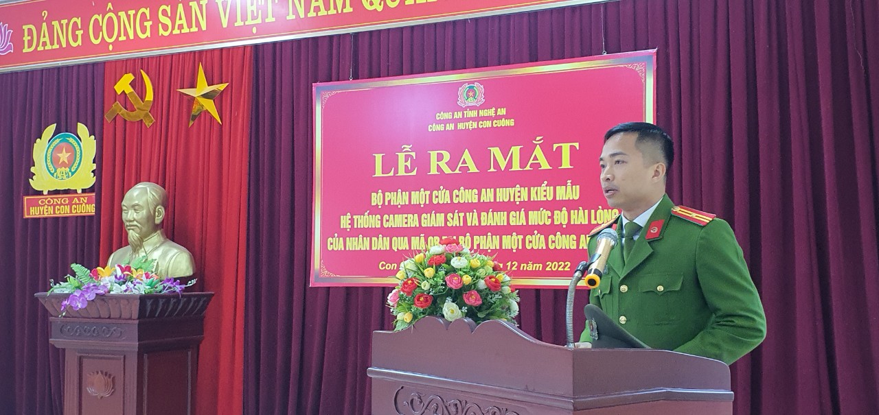 Đại diện lãnh đạo Công an huyện Con Cuông phát biểu tại Lễ ra mắt