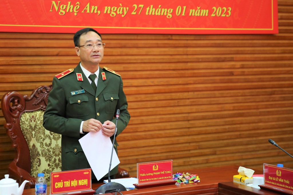 Đồng chí Thiếu tướng Phạm Thế Tùng, Uỷ viên Ban Thường vụ Tỉnh uỷ, Bí thư Đảng uỷ, Giám đốc Công an tỉnh chủ trì Hội nghị