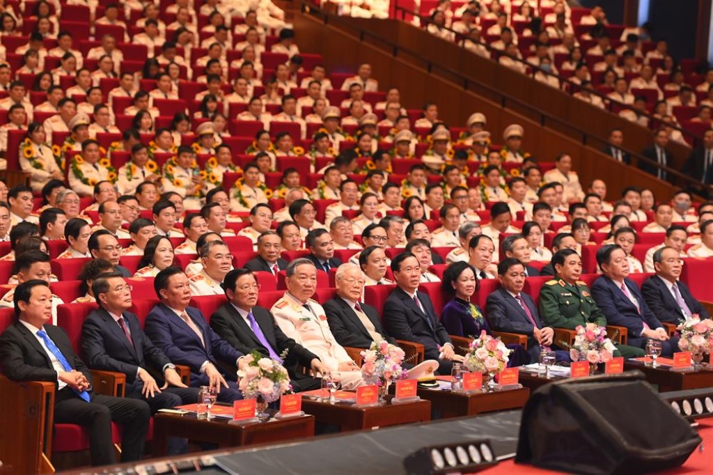  Tổng Bí thư Nguyễn Phú Trọng cùng các đại biểu dự Lễ kỷ niệm.