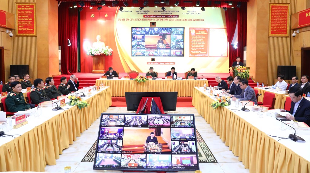 Hội thảo được tổ chức bằng hình thức trực tuyến