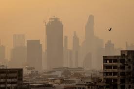 Tình trạng ô nhiễm không khí tại thủ đô Bangkok, Thái Lan.
