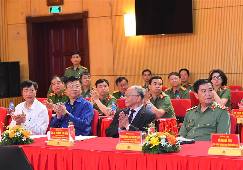 Hội thảo có sự tham gia của các nhà khoa học, nhà nghiên cứu trong và ngoài lực lượng CAND.