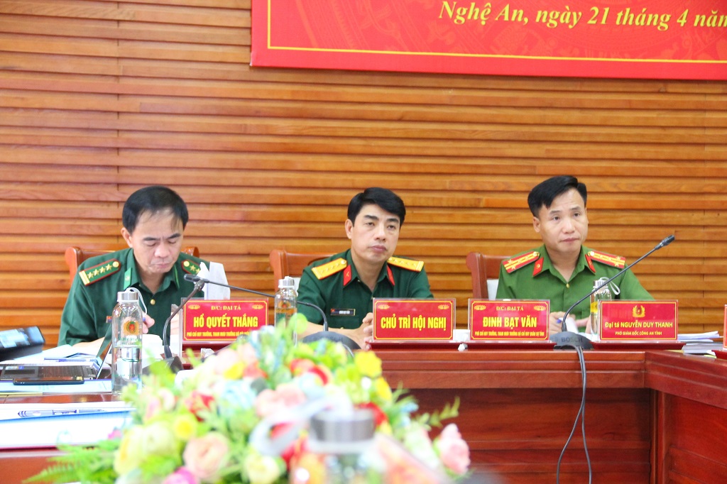 Các đại biểu đồng chủ trì Hội nghị