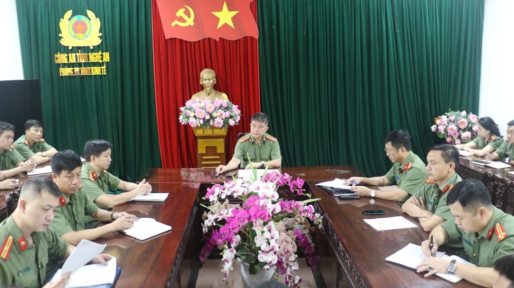 Phòng An ninh kinh tế Công an tỉnh Nghệ An giao ban, đôn đốc công việc hàng ngày