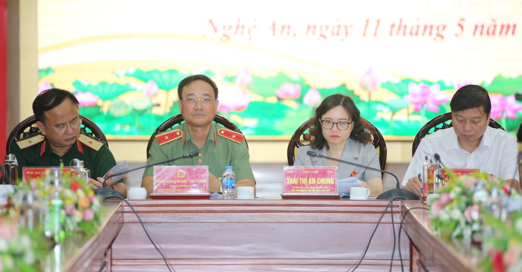 Các đồng chí đồng chủ trì Hội thảo
