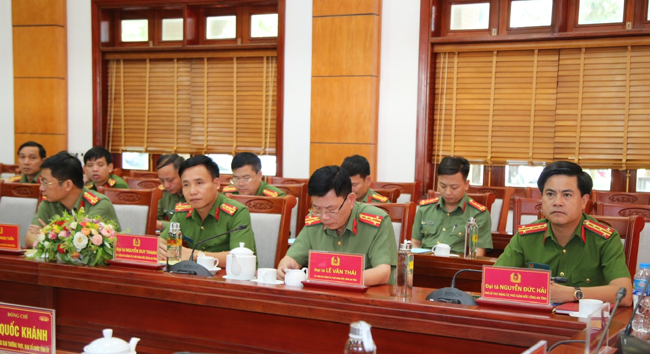 Các đồng chí Phó Giám đốc Công an tỉnh dự Hội nghị