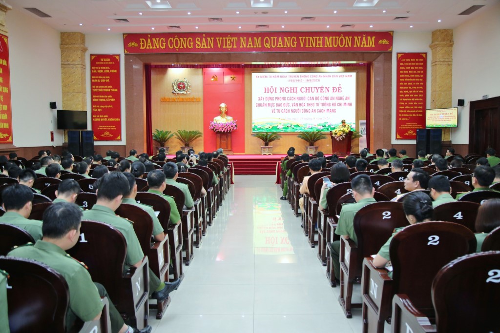 Toàn cảnh Hội nghị