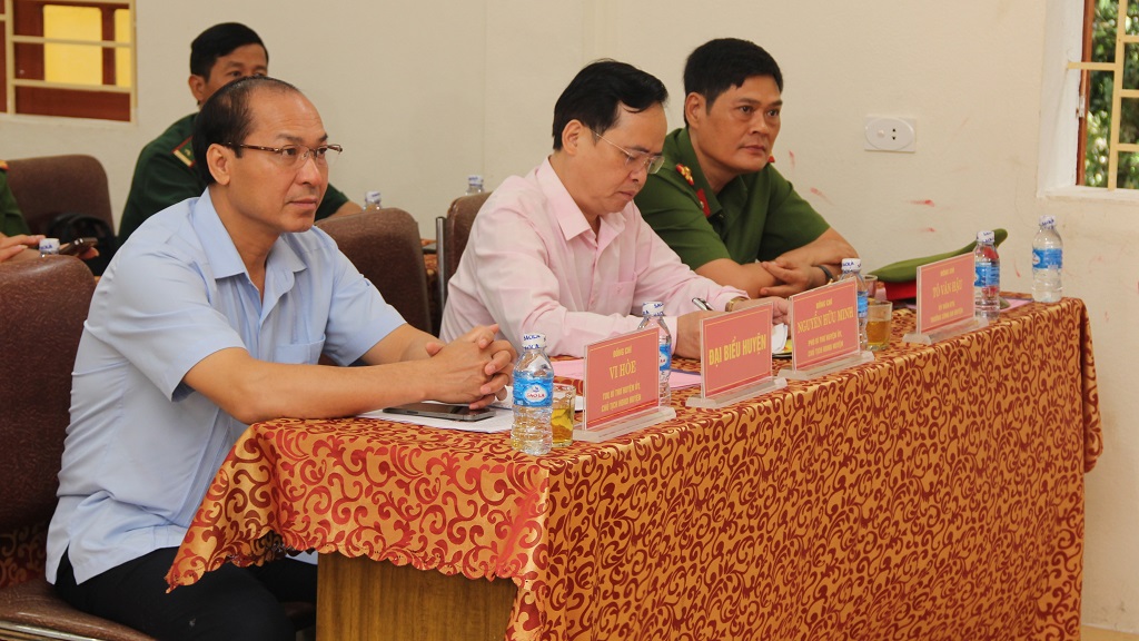 Các đại biểu dự Ngày hội toàn dân bảo vệ an ninh Tổ quốc xã Nậm Cắn