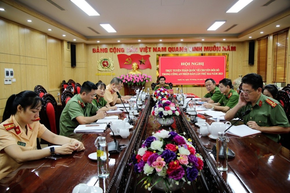 Tại điểm cầu Công an tỉnh Nghệ An