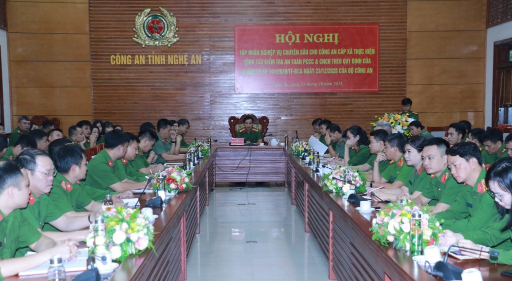 Toàn cảnh Hội nghị