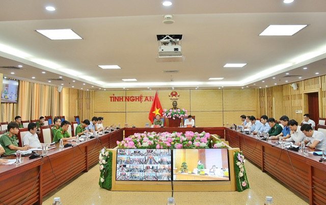 Tại điểm cầu tỉnh Nghệ An