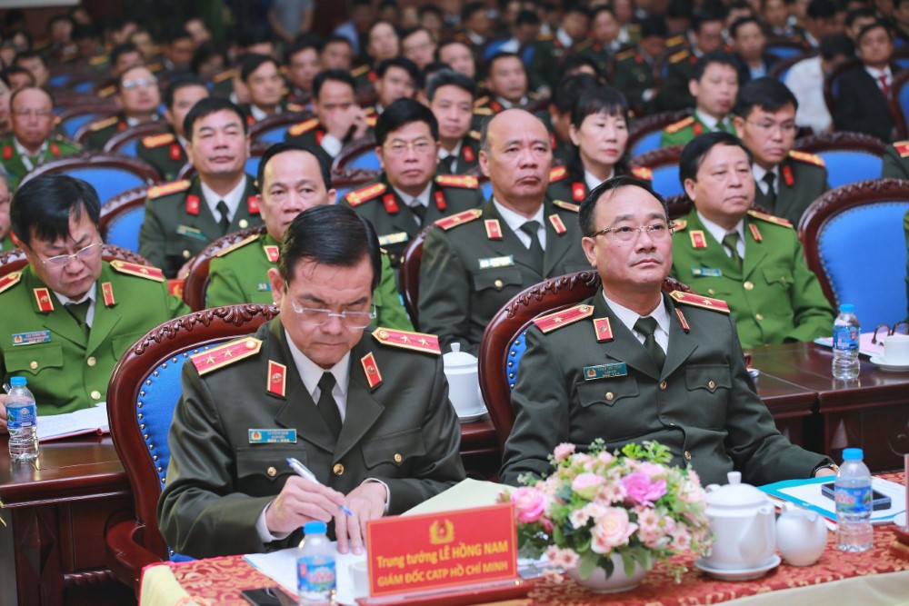 Các đại biểu tham dự hội nghị