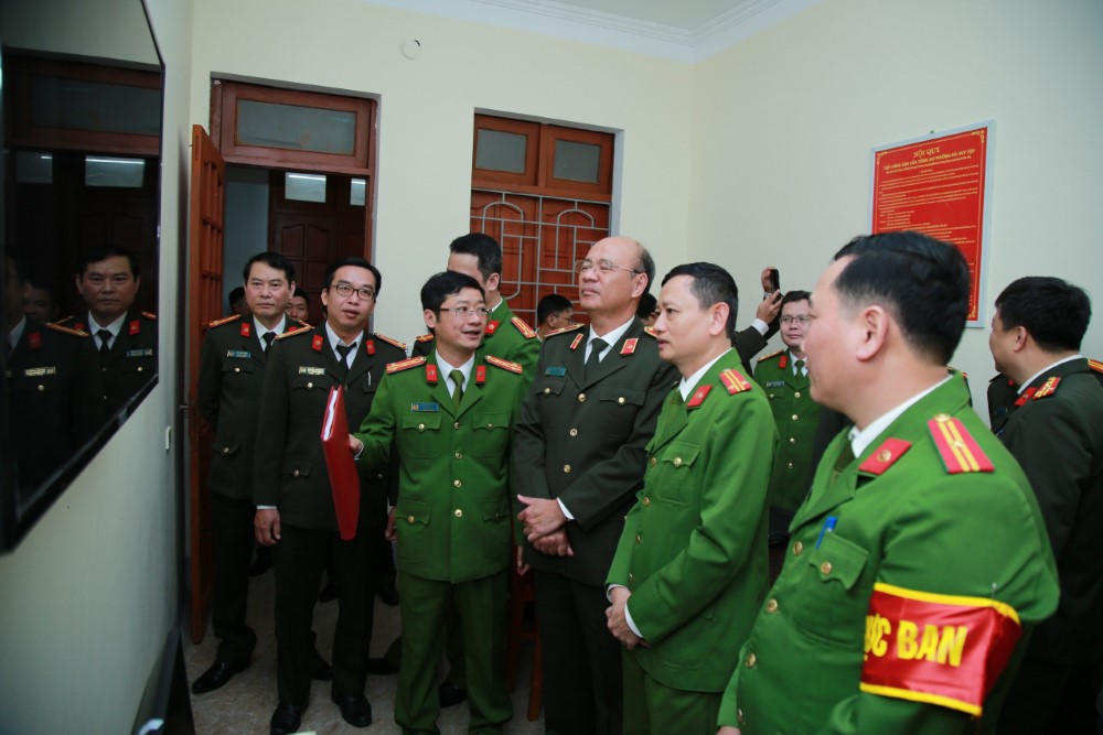Lãnh đạo Công an các đơn vị, địa phương tham quan, tìm hiểu mô hình Công an phường điển hình, kiểu mẫu về ANTT và văn minh đô thị tại địa bàn TP Vinh 