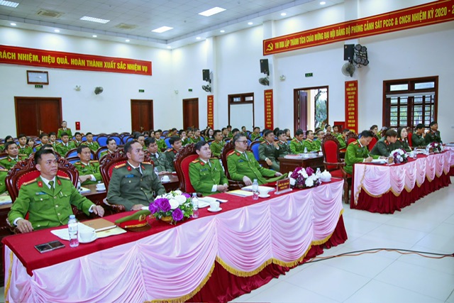 Các đại biểu dự Hội nghị