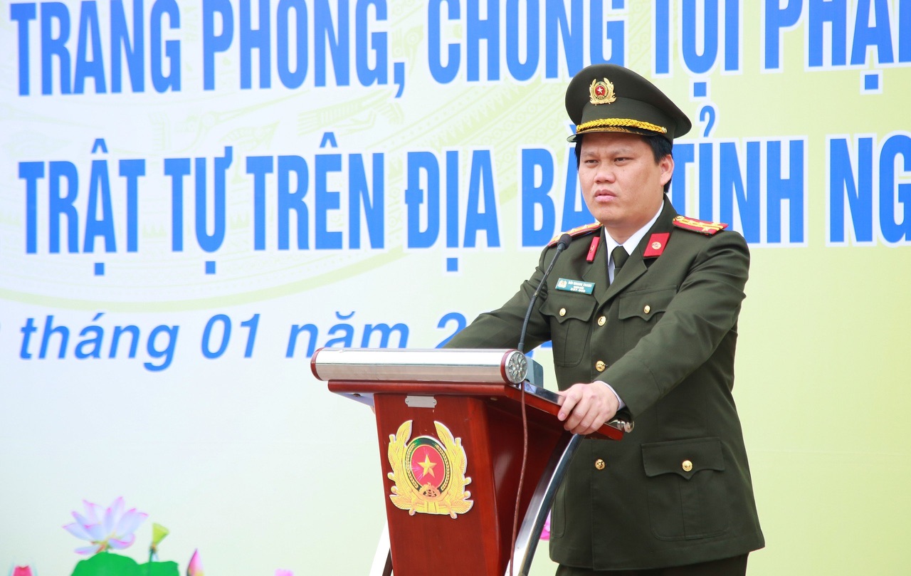 Đồng chí Đại tá Bùi Quang Thanh - Giám đốc Công an tỉnh phát biểu