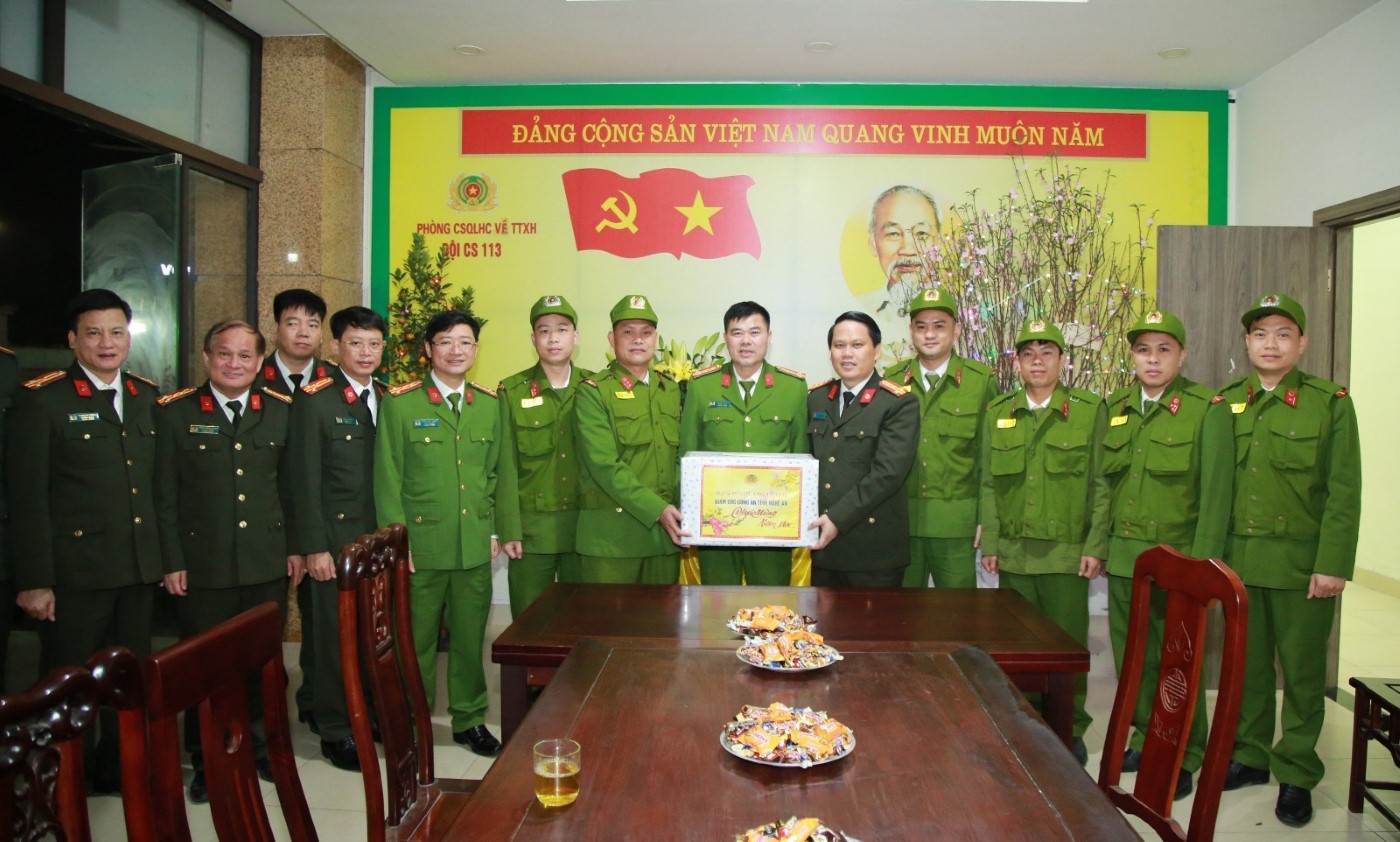 Đoàn công tác kiểm tra, chúc Tết Đội Cảnh sát phản ứng nhanh (113), Phòng Cảnh sát Quản lý hành chính về trật tự xã hội