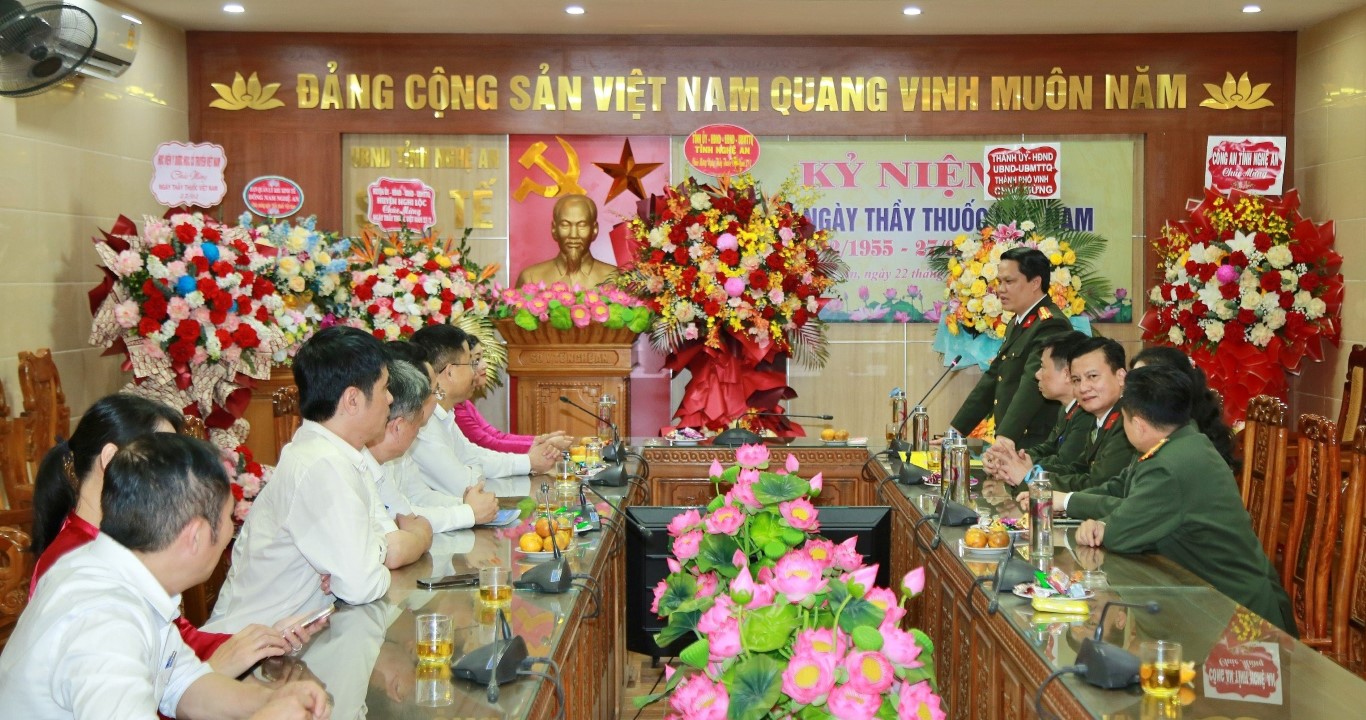 Nhiều năm qua, Công an Nghệ An và ngành Y tế Nghệ An luôn phối hợp chặt chẽ trong đảm bảo an ninh trên lĩnh vực y tế